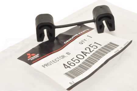 4650A251 Evo 8/9 Brake Fluid Line Protector Clip E