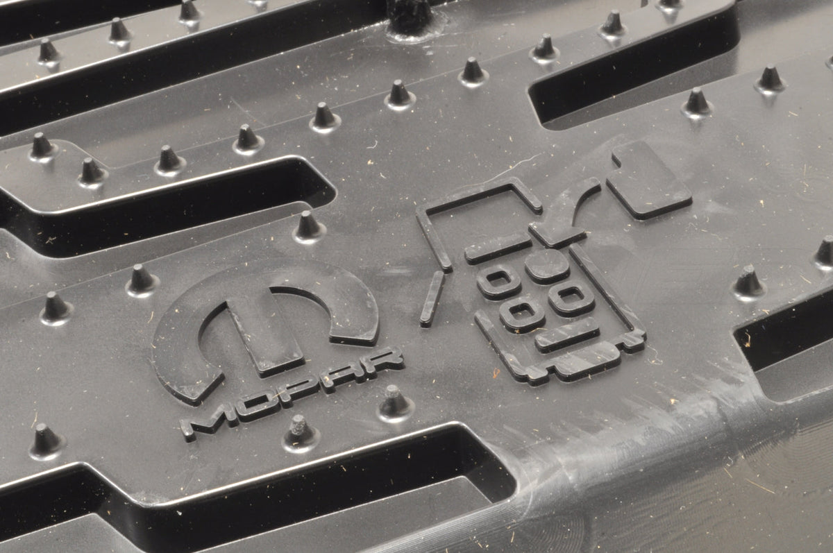 Mopar Rubber Floor Mats for 2016+ Jeep Grand Cherokee (82215577AC)