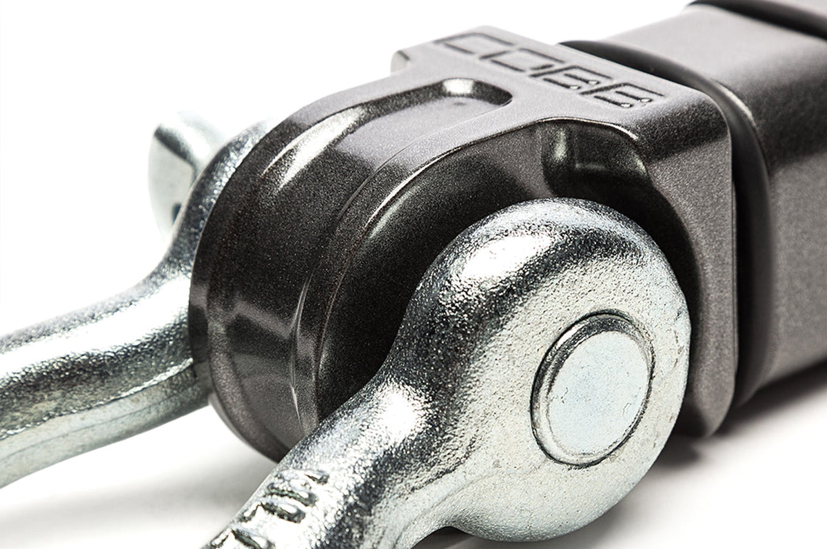 COBB 2 inch Receiver with D-Ring Shackle (8F3675)