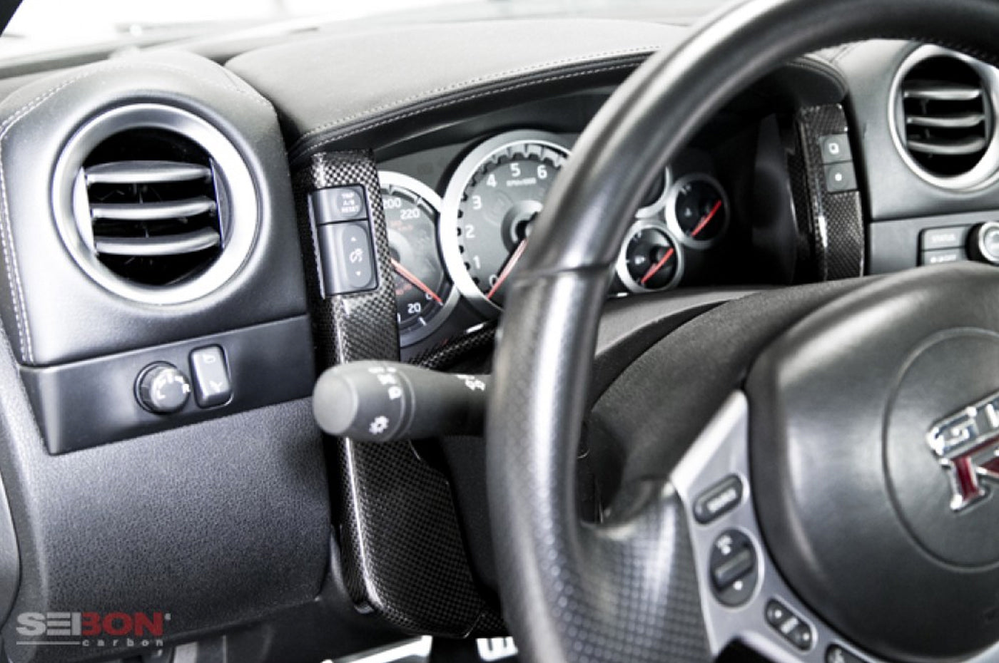 Seibon Carbon Fiber Center Gauge Bezel Trim Set for R35 GTR (CFI0910NSGTR-B)