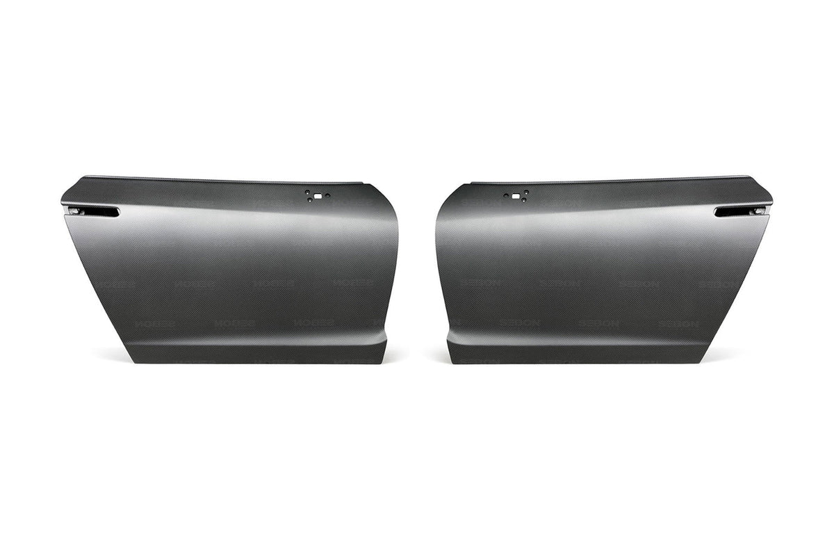 Seibon Dry Matte Carbon Fiber Doors for R35 GTR (DD0910NSGTR-OE-DRY)