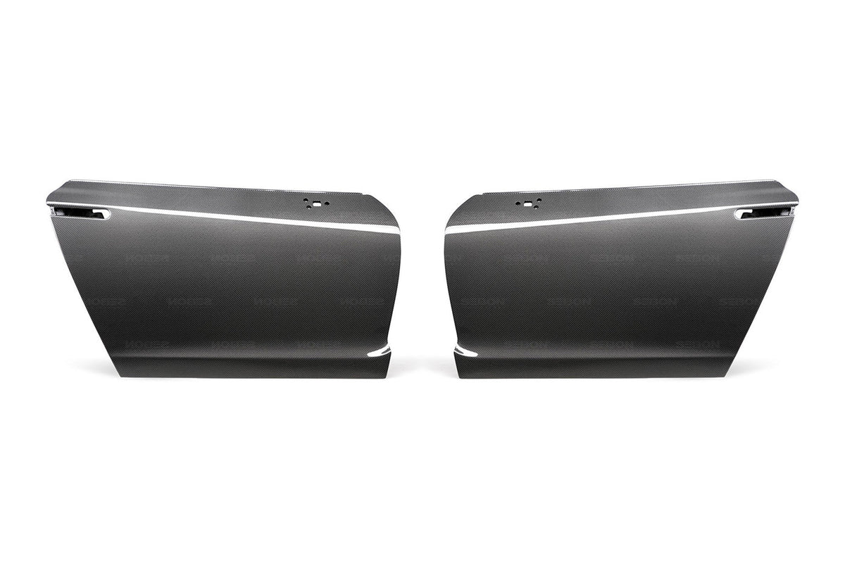 Seibon Gloss Carbon Fiber Doors for R35 GTR (DD0910NSGTR-OE)