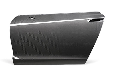 Seibon Gloss Carbon Fiber Doors for R35 GTR (DD0910NSGTR-OE)