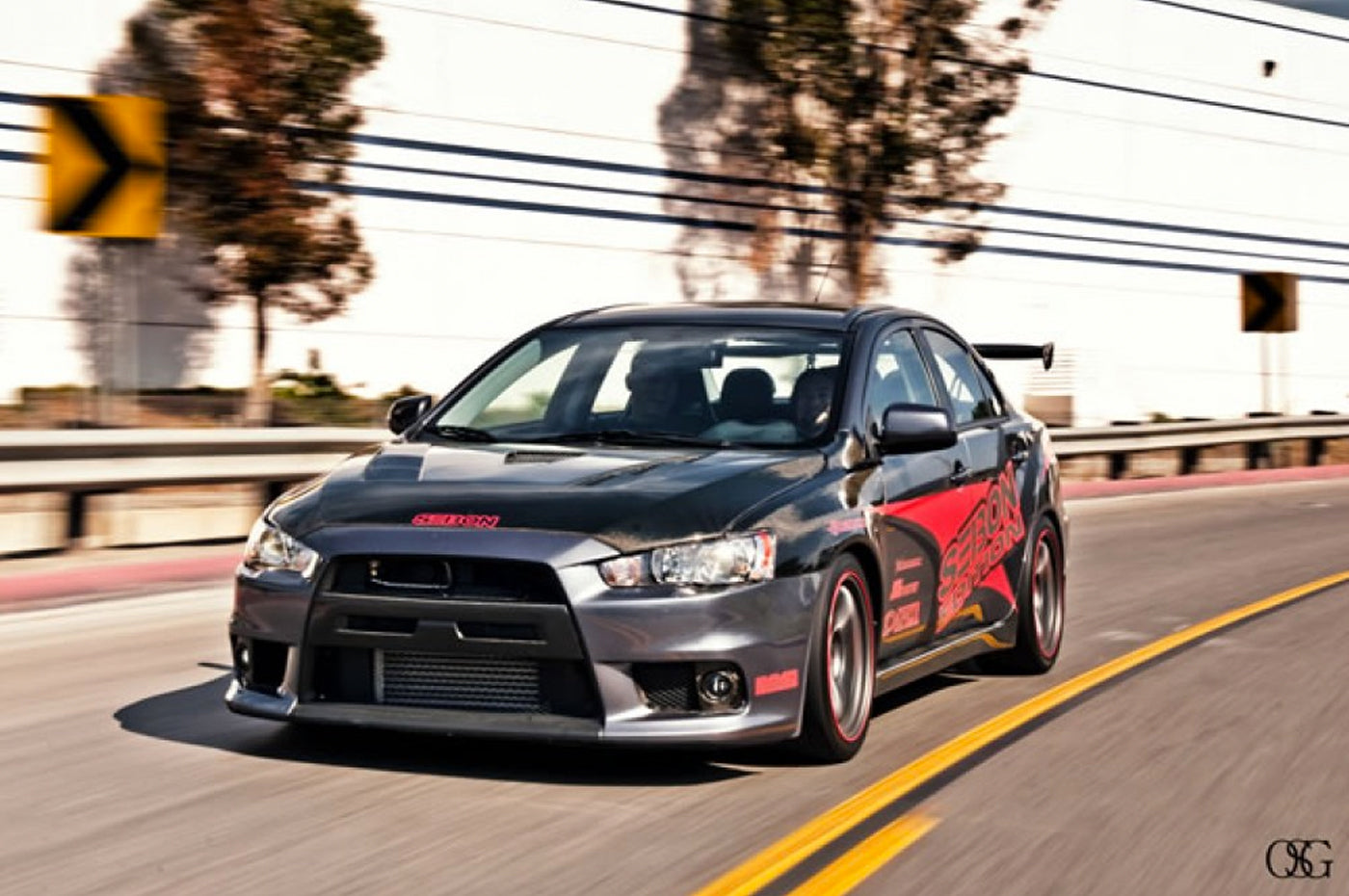 Seibon Carbon Fiber Fenders 10mm Wider for Evo X (FF0809MITEVOX)