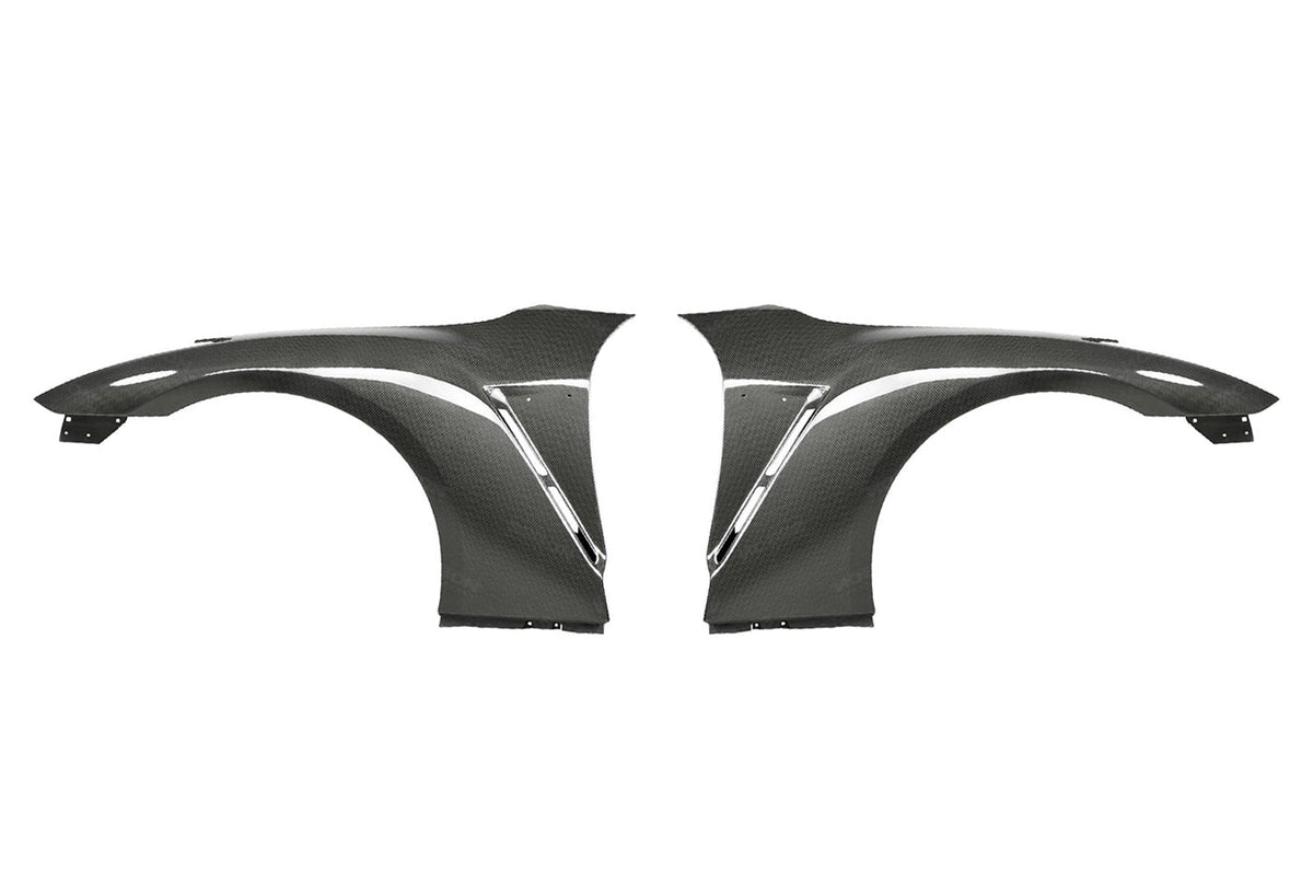 Seibon Gloss Carbon Fiber Fenders for R35 GTR (FF0910NSGTR-OE)
