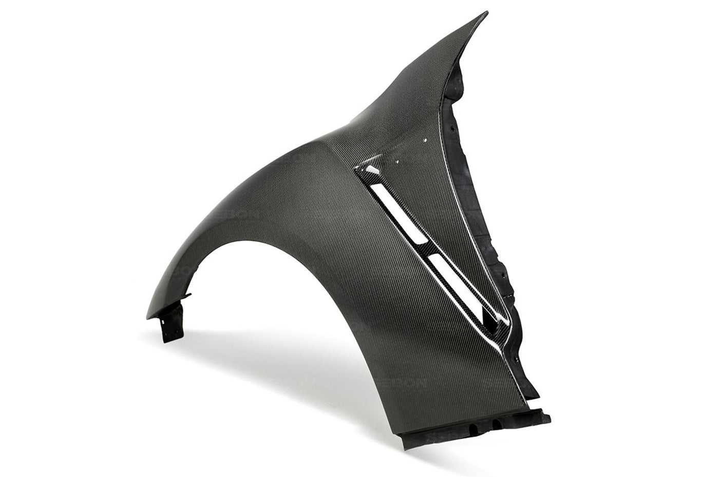 Seibon Gloss Carbon Fiber Fenders for R35 GTR (FF0910NSGTR-OE)