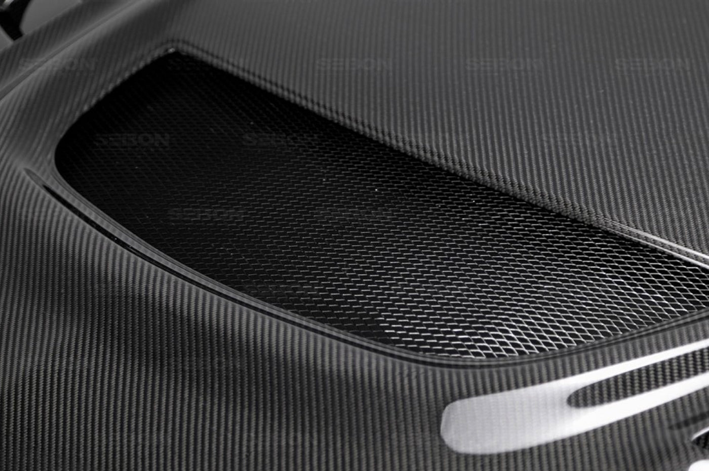 HD0305MITEVO8-CW Seibon Evo 7/8/9 CW Carbon Fiber Hood
