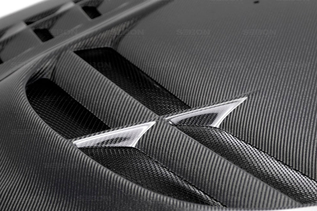 HD0305MITEVO8-CWII Seibon Evo 7/8/9 CWII Carbon Fiber Hood