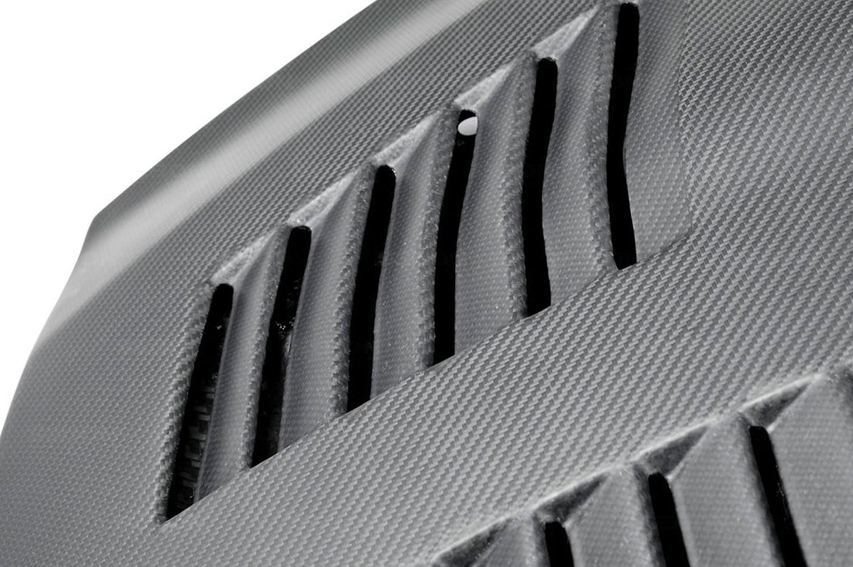 HD0910NSGTR-GT-DRY Seibon GT Style R35 GTR Dry Carbon Hood