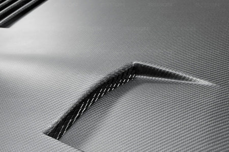 HD0910NSGTR-GT-DRY Seibon GT Style R35 GTR Dry Carbon Hood