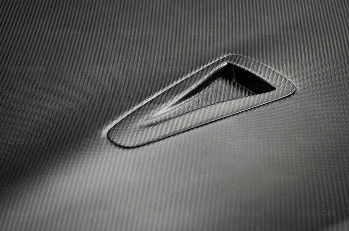Seibon Carbon Fiber Hood OEM Style Dry for R35 GTR 2009-2016 (HD0910NSGTR-OE-DRY)