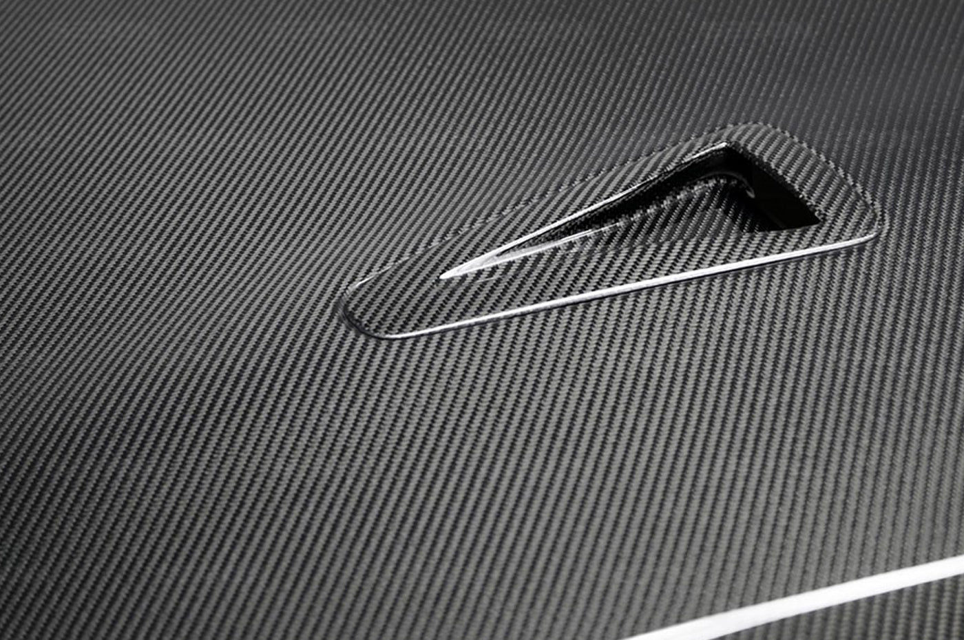 HD0910NSGTR-OE Seibon OEM Style R35 GTR Carbon Fiber Hood