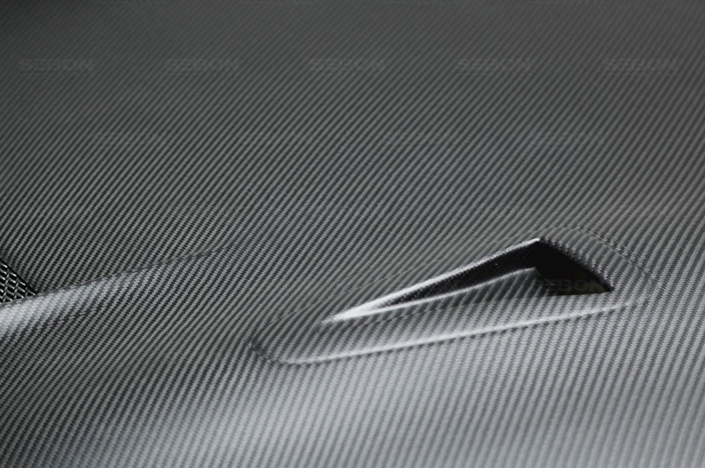 HD0910NSGTR-VSII-DRY Seibon VSII R35 GTR Dry Carbon Hood