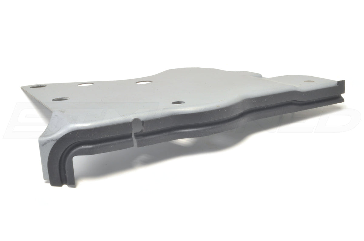 Mitsubishi OEM Timing Belt Plate for Evo 4-9 (MD373065)