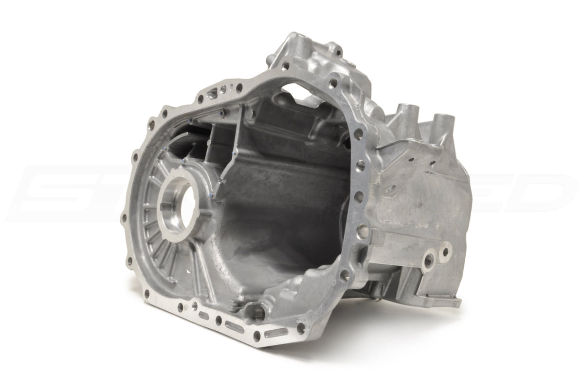 MD749981 OEM Evo 4-9 5-Speed Transmission Case