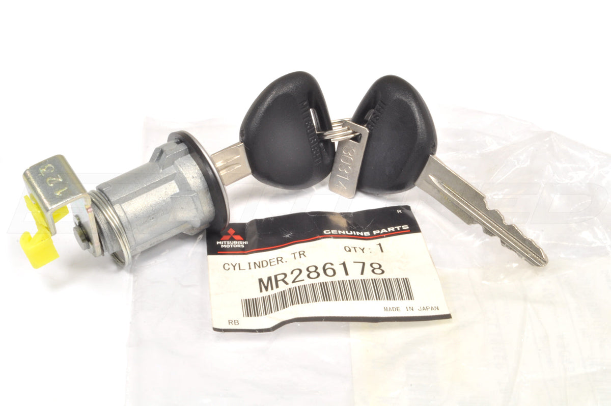Mitsubishi OEM Trunk Lock and Key Set for 2003-2004 Evo 8 (MR286178)