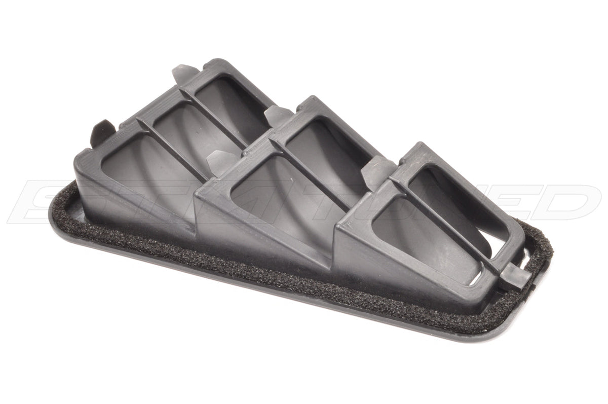 Mitsubishi OEM HVAC Rear Vent Duct for Evo 7/8/9 (MR460484)