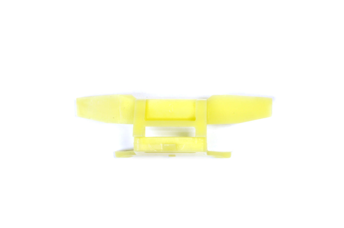 Evo 7/8/9 Moulding Clip Yellow (MR520849)