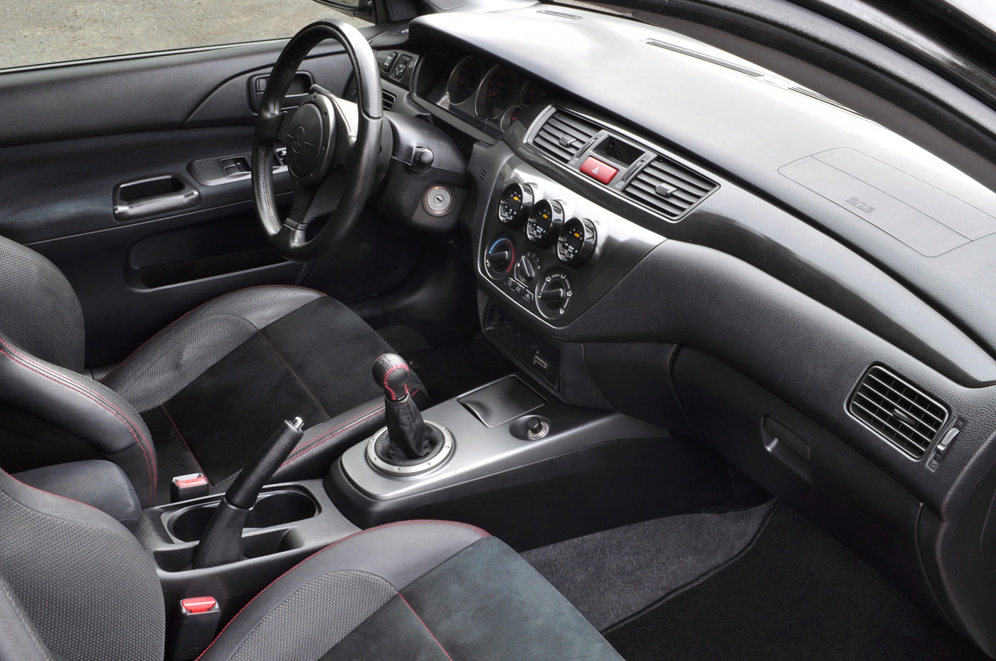 OEM Evo 9 Carbon Fiber Panels