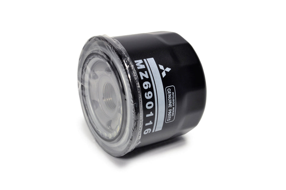 Mitsubishi OEM Engine Oil Filter (MZ690116)