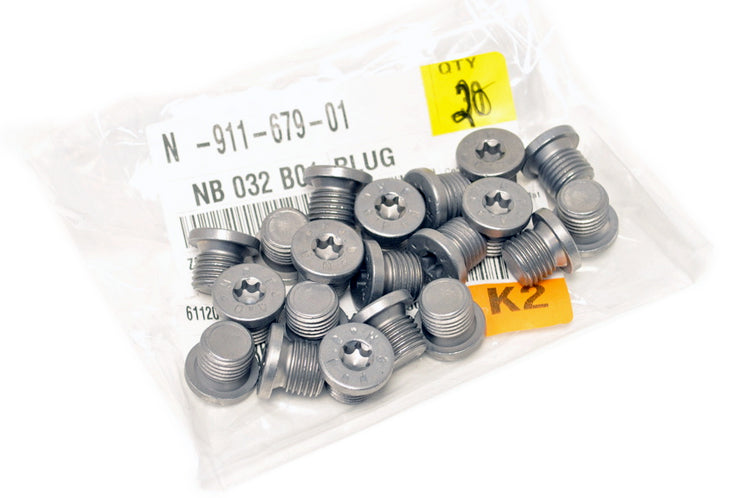 N-911-679-01 RS3 Audi OEM Engine Oil Drain Plug Bolts