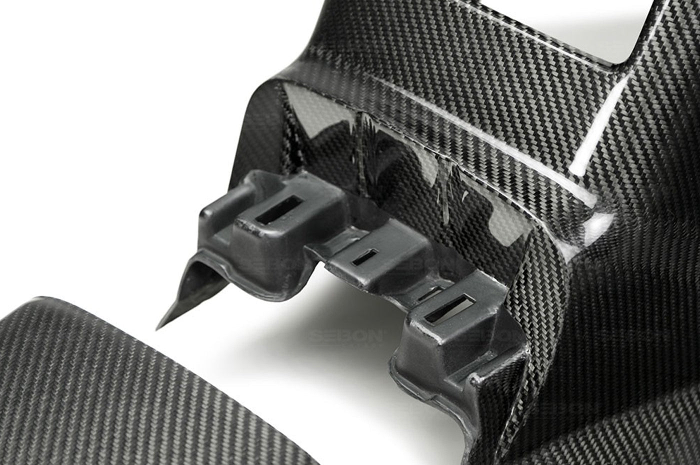Seibon Carbon Fiber Rear Center Console for R35 GTR (RCC0910NSGTR)