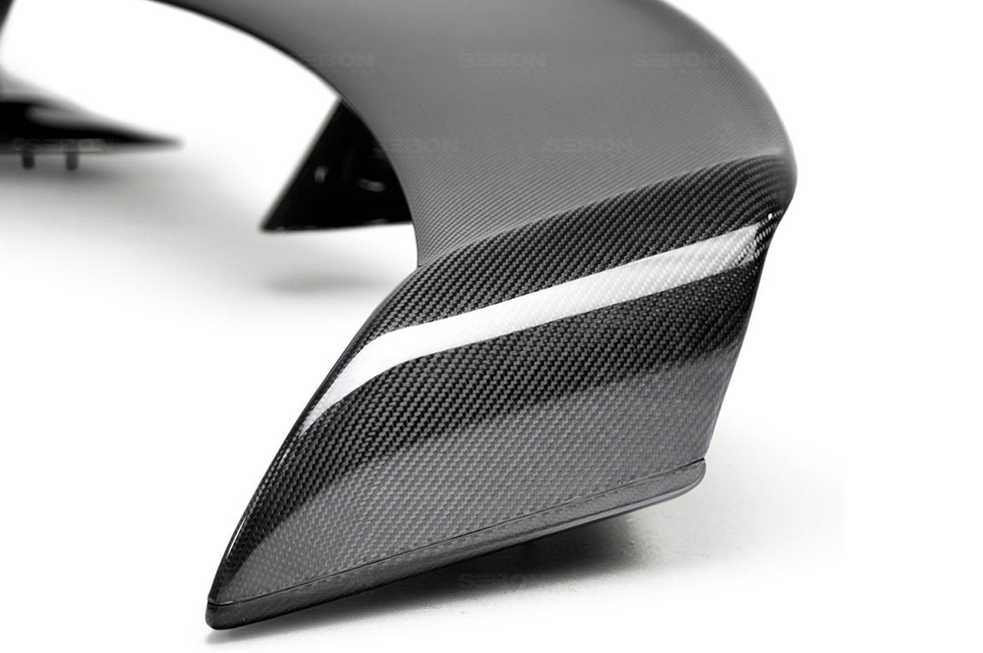Seibon Carbon Fiber Spoiler VS Style Gloss for R35 GTR (RS0910NSGTR-VS)