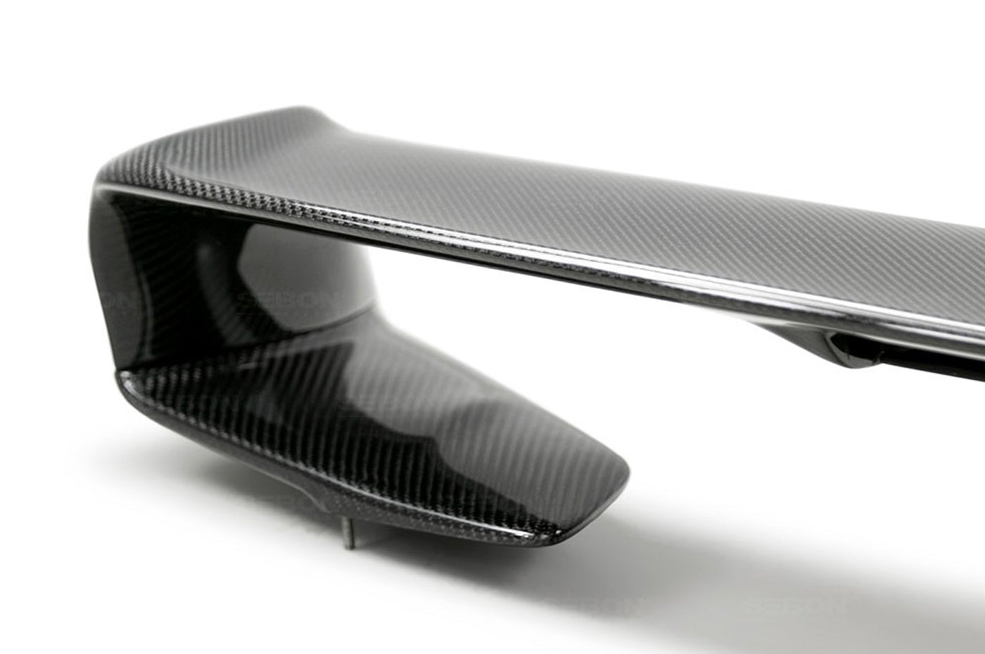 Seibon Carbon Fiber Spoiler VS Style Gloss for R35 GTR (RS0910NSGTR-VS)