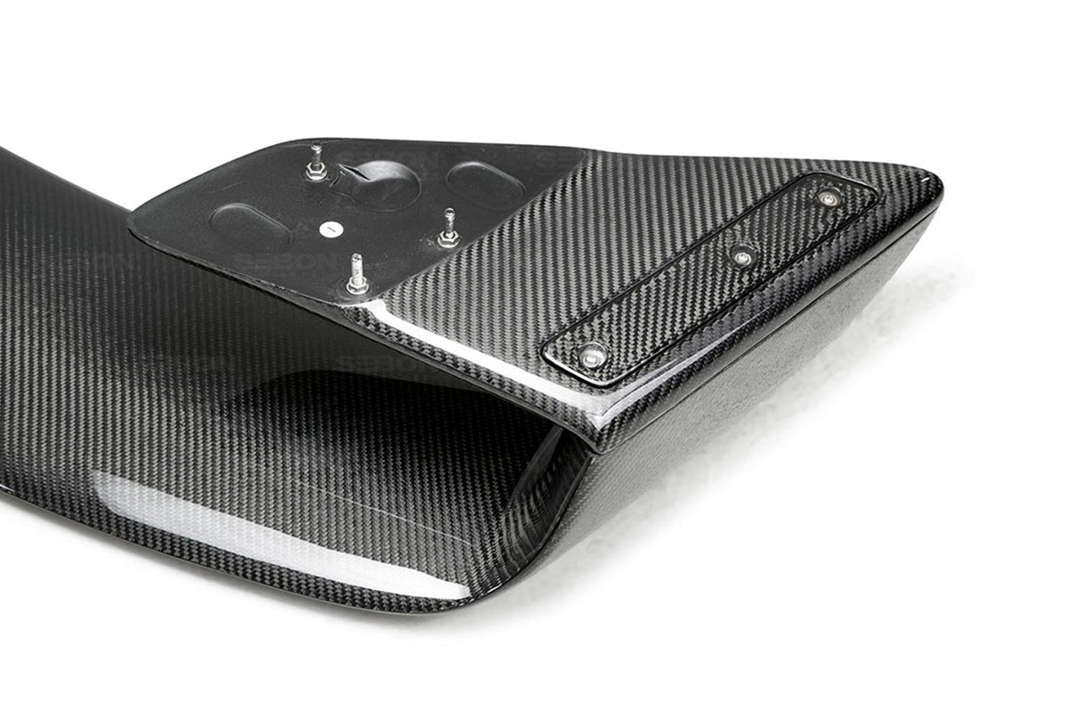 Seibon Carbon Fiber Spoiler VS Style Gloss for R35 GTR (RS0910NSGTR-VS)