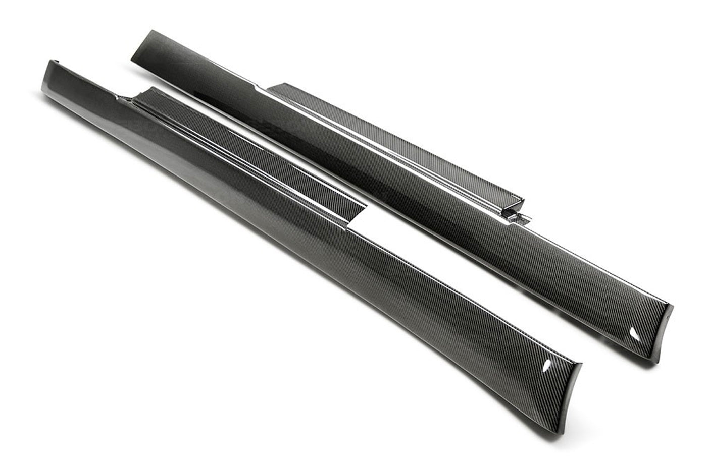 Seibon Carbon Fiber Side Skirts OEM Style for R35 GTR 2009-2016 (SS0910NSGTR-OE)