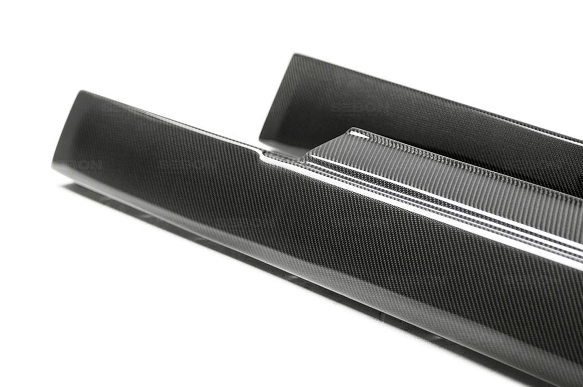 Seibon Carbon Fiber Side Skirts OEM Style for R35 GTR 2009-2016 (SS0910NSGTR-OE)