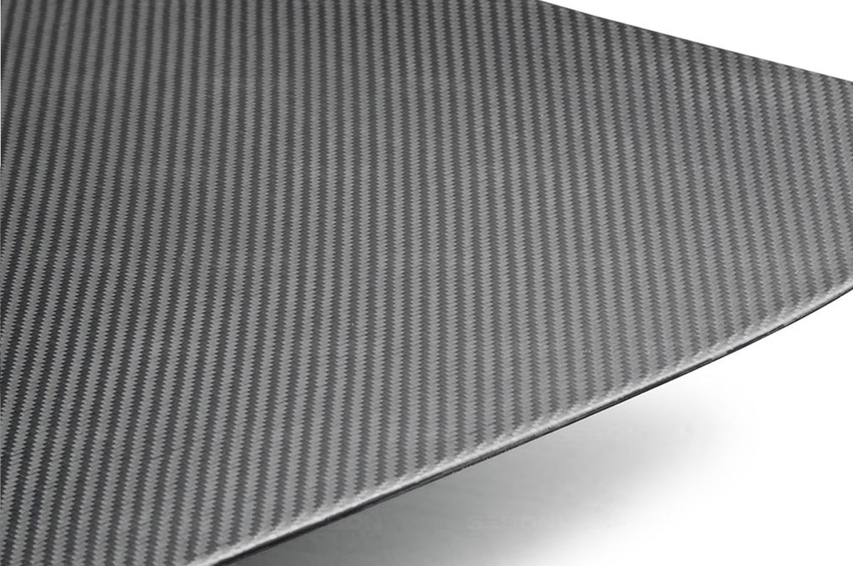 Seibon Carbon Fiber Trunk OEM Style Wingless Dry for R35 GTR (TL0910NSGTR-OE-DRY)