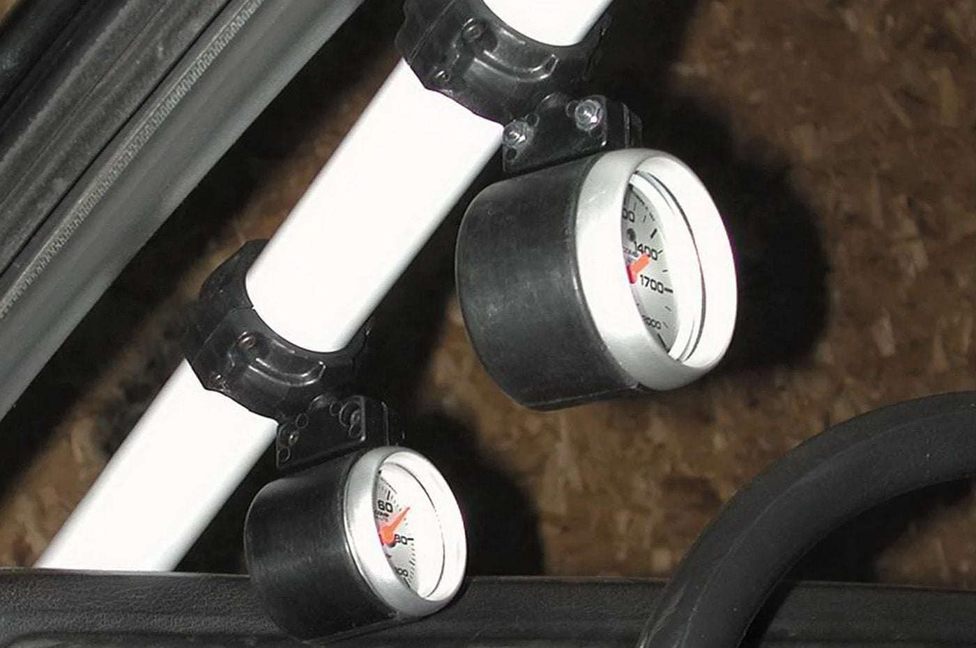 Auto Meter Roll Cage 52mm Gauge Pod Mount (48000/48003) installed