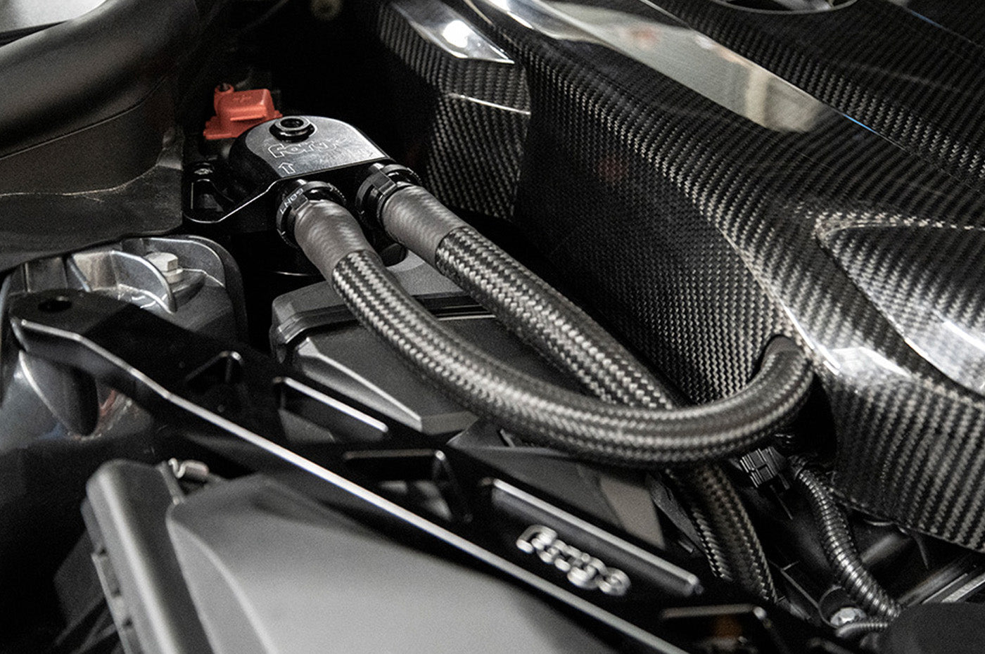 Forge Motorsport Oil Catch Can for A90 MKV Toyota Supra/ BMW Z4 with B58 engine (FMCT6) installed