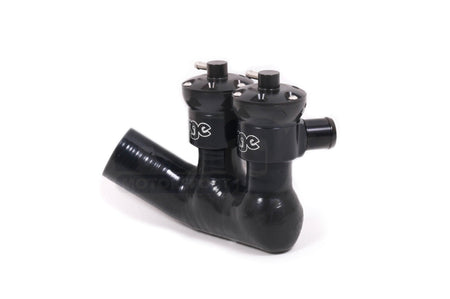 Forge Motorsport Recirculation Valve Kit for Porsche 996 911 Turbo (FMDV996) black silicon hose with black bov