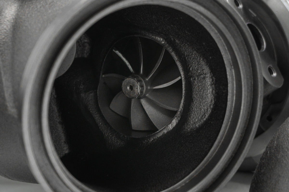 Pure Turbos PURE800 Turbocharger for S55 2015-2021 BMW F80 M3, F82/F83 M4, F87 M2 Comp and CS wheel up close view