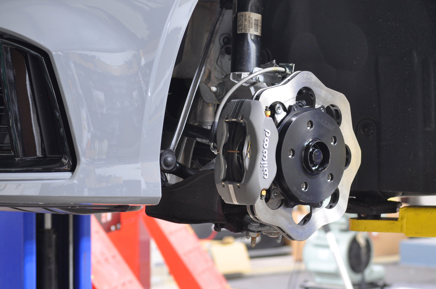 RS3 Drag Brake Kit with Scalloped Rotor Installed