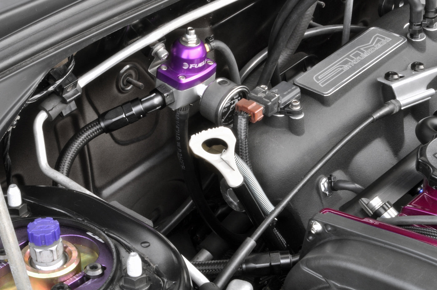 STM Fuel Feed and Return Kit with Rail for Evo 8/9