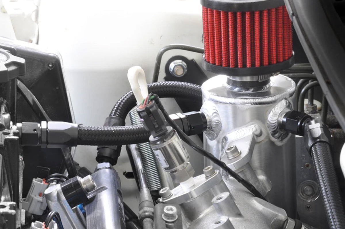 STM Evo 8/9 Standard Engine Oil Catch Can