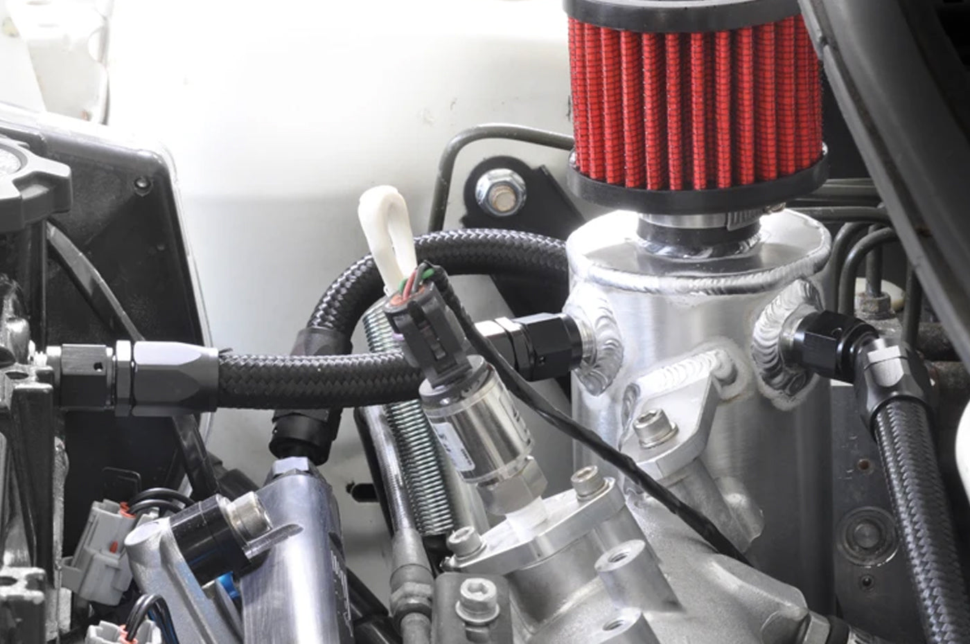 STM Evo 8/9 Standard Engine Oil Catch Can
