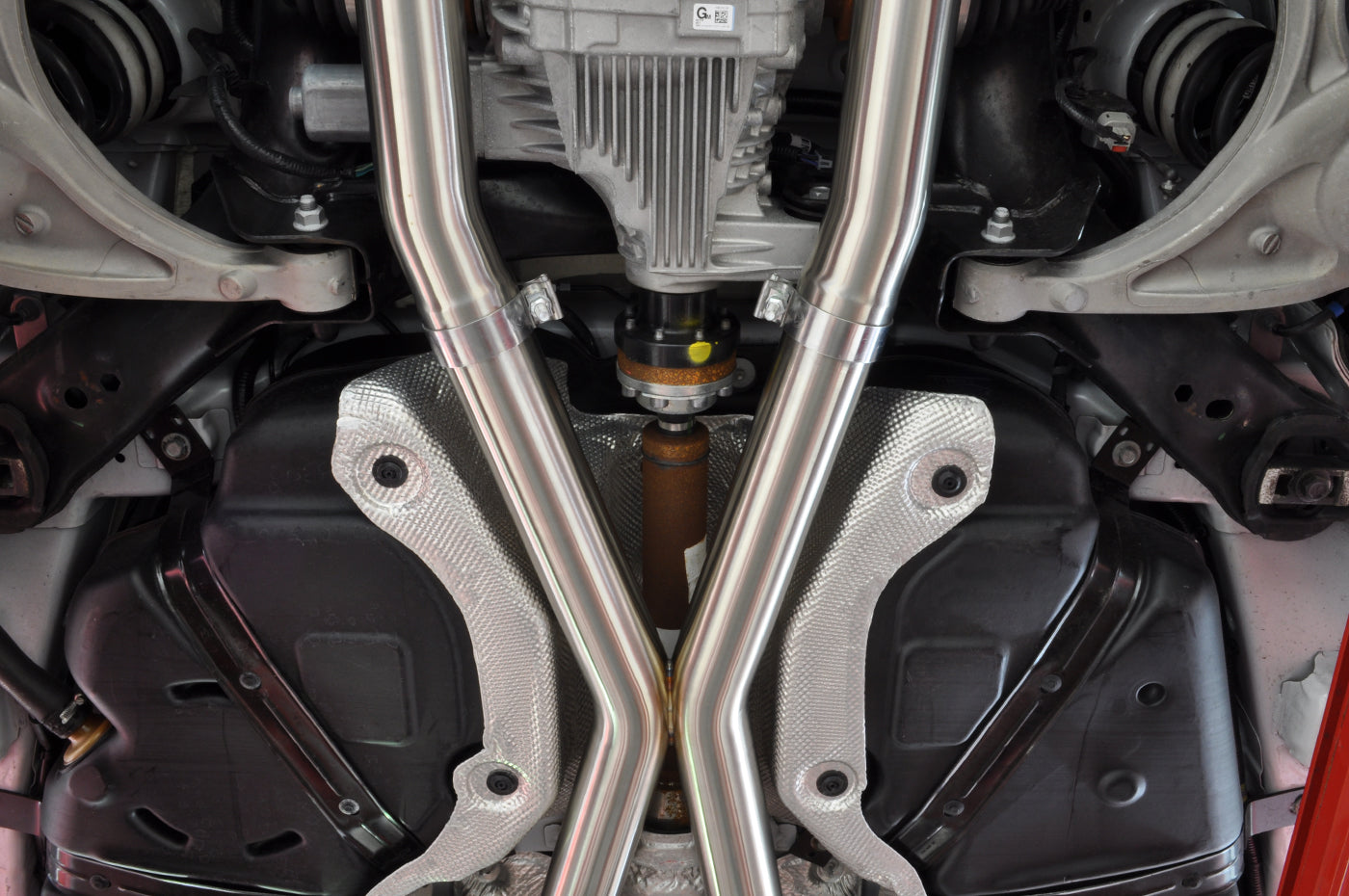 Jeep Grand Cherokee SRT Exhaust X Pipe