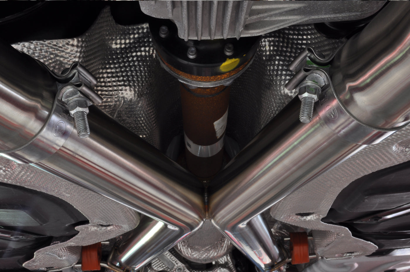 Jeep Grand Cherokee SRT Exhaust Clamps
