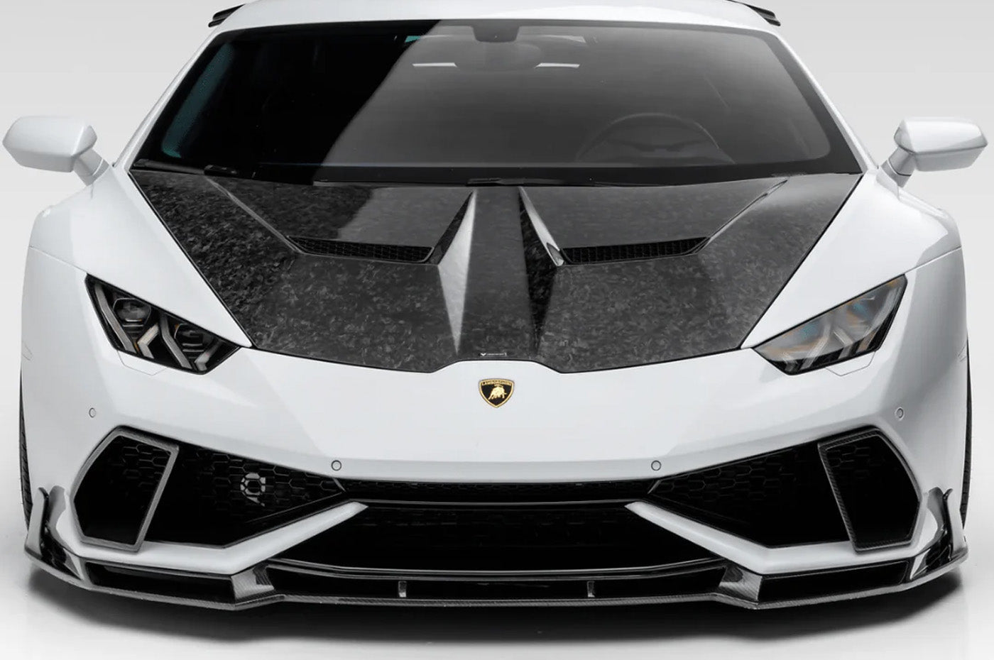Vorsteiner Lamborghini Huracan Mondiale Edizione Carbon Aero Air Intake Bezels (0840LOV) installed on white Lamborghini Huracan LP610