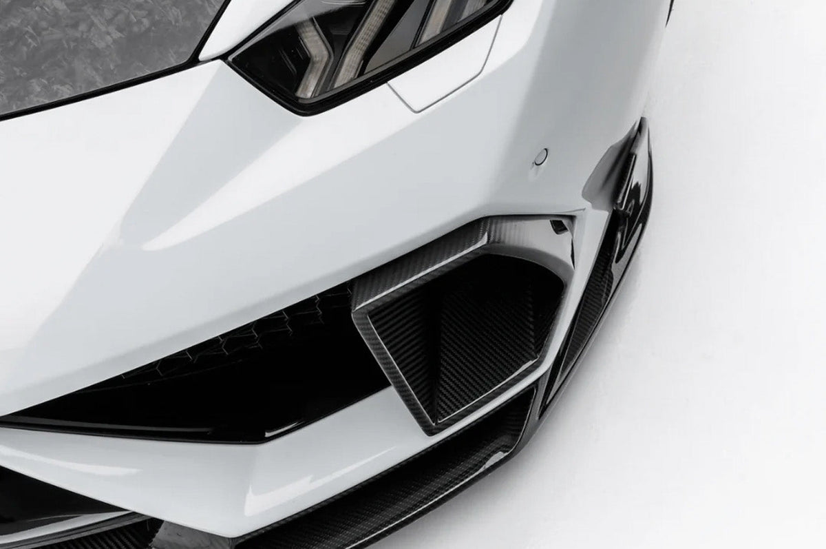Vorsteiner Lamborghini Huracan Mondiale Edizione Carbon Aero Air Intake Bezels (0840LOV) installed on white Lamborghini Huracan LP610